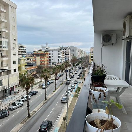 Ani'S Apartment Durrës Buitenkant foto